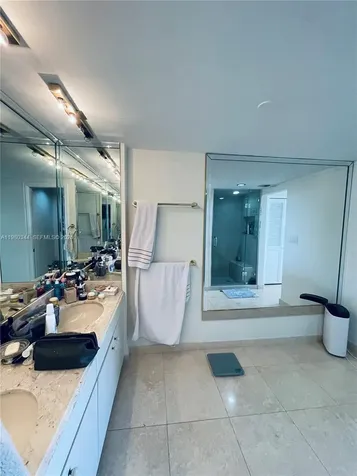 11113 Biscayne Boulevard Miami FL 33181