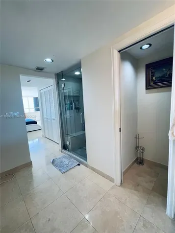 11113 Biscayne Boulevard Miami FL 33181