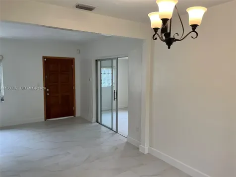 6261 NW 40th Street Virginia Gardens FL 33166