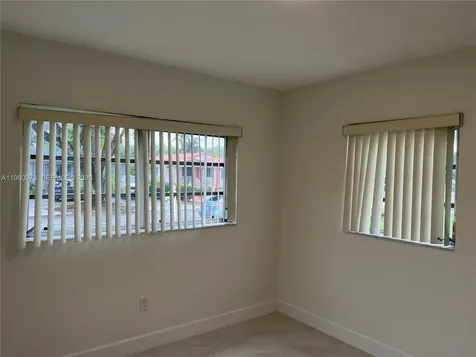6261 NW 40th Street Virginia Gardens FL 33166
