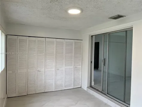 6261 NW 40th Street Virginia Gardens FL 33166