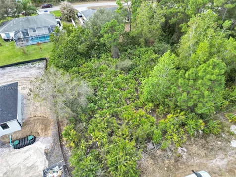 638 Dauphine Avenue S Lehigh Acres FL 33974