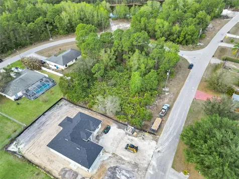 638 Dauphine Avenue S Lehigh Acres FL 33974