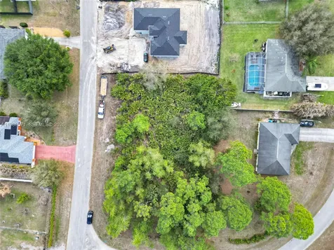 638 Dauphine Avenue S Lehigh Acres FL 33974