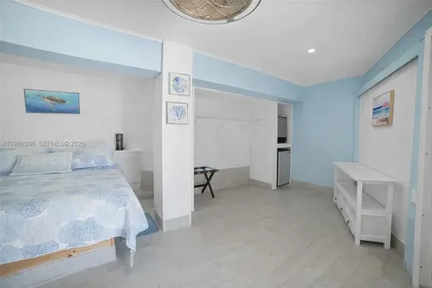 1557 Long Beach Drive Big Pine FL 33043