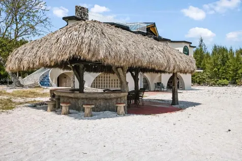 1557 Long Beach Drive Big Pine FL 33043