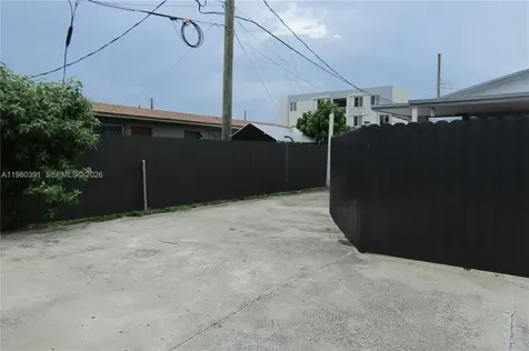 2223 NW 32nd Street Miami FL 33142