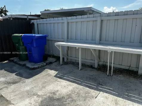 2223 NW 32nd Street Miami FL 33142