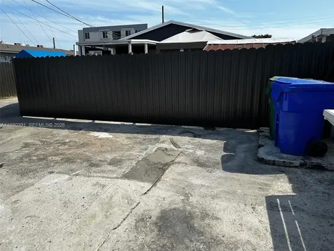 2223 NW 32nd Street Miami FL 33142