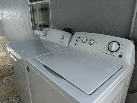 2223 NW 32nd Street Miami FL 33142