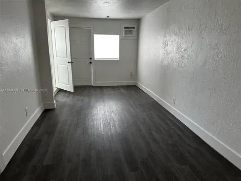 2223 NW 32nd Street Miami FL 33142