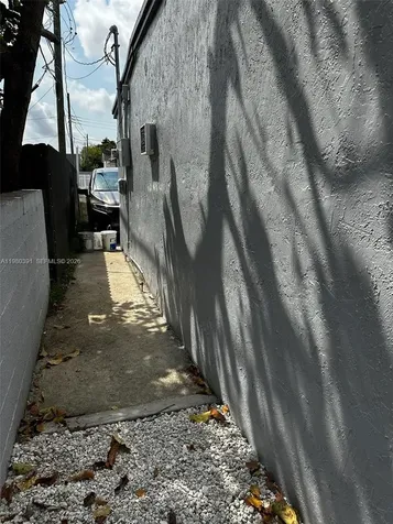 2223 NW 32nd Street Miami FL 33142