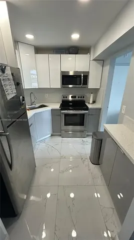 8307 SW 142nd Avenue Miami FL 33183