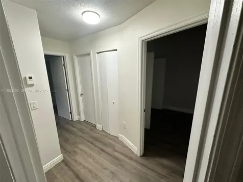 6235 Kendale Lakes Circle Miami FL 33183