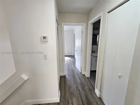 6235 Kendale Lakes Circle Miami FL 33183