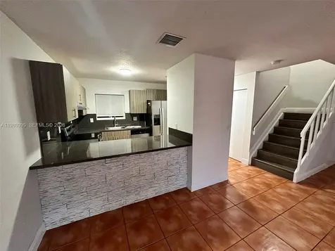 6235 Kendale Lakes Circle Miami FL 33183