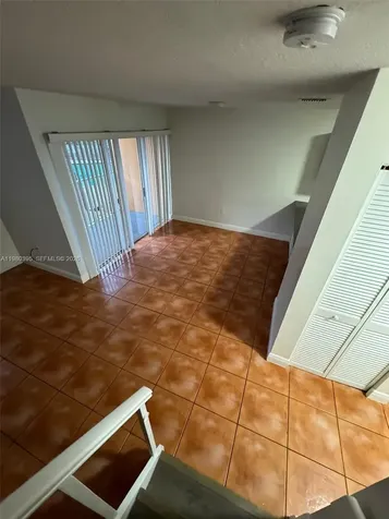 6235 Kendale Lakes Circle Miami FL 33183