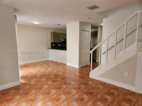 6235 Kendale Lakes Circle Miami FL 33183