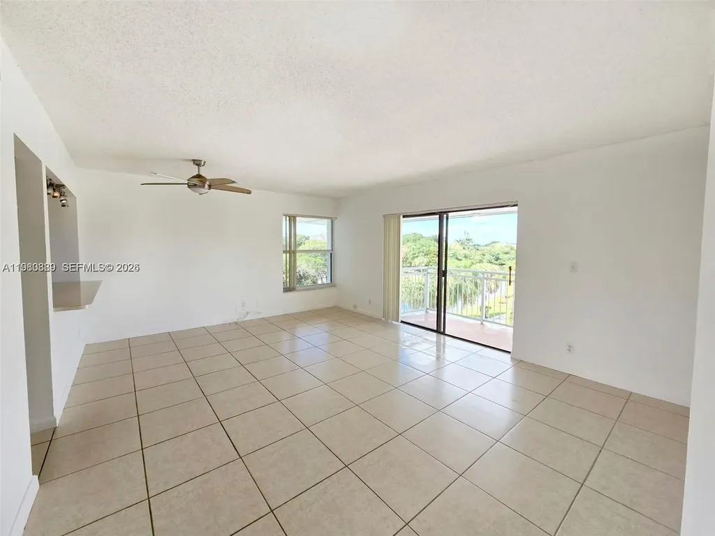 505 S Pine Island Road Plantation FL 33324