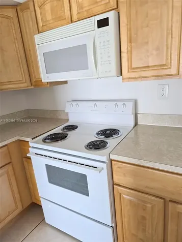505 S Pine Island Road Plantation FL 33324