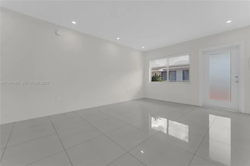 5271 NW 5th Street Miami FL 33126