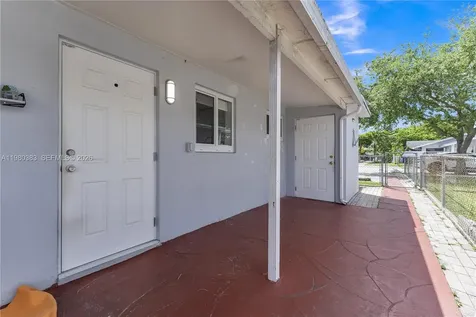 5271 NW 5th Street Miami FL 33126