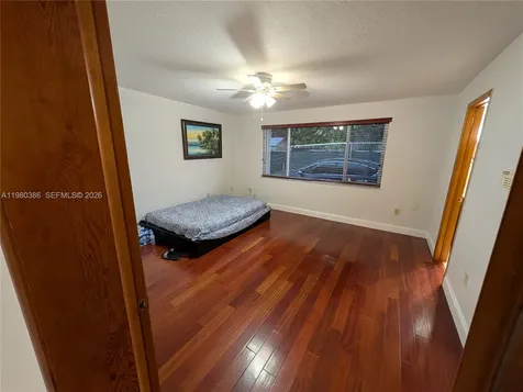 1037 SW 76th Avenue Miami FL 33144
