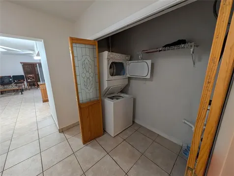 1037 SW 76th Avenue Miami FL 33144