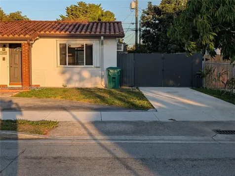1037 SW 76th Avenue Miami FL 33144