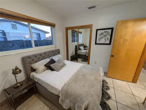 1037 SW 76th Avenue Miami FL 33144