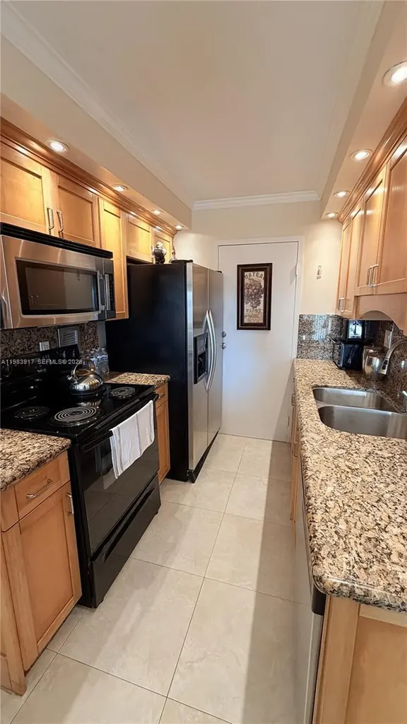 900 NE 18th Avenue Fort Lauderdale FL 33304