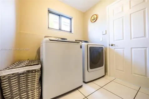 930 NW 197th Avenue Pembroke Pines FL 33029