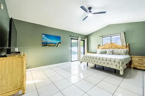 930 NW 197th Avenue Pembroke Pines FL 33029