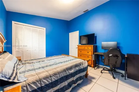 930 NW 197th Avenue Pembroke Pines FL 33029