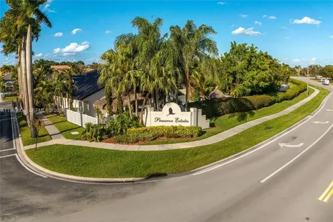 930 NW 197th Avenue Pembroke Pines FL 33029