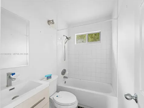 6437 SW 10th Street West Miami FL 33144