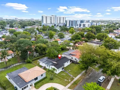 6437 SW 10th Street West Miami FL 33144