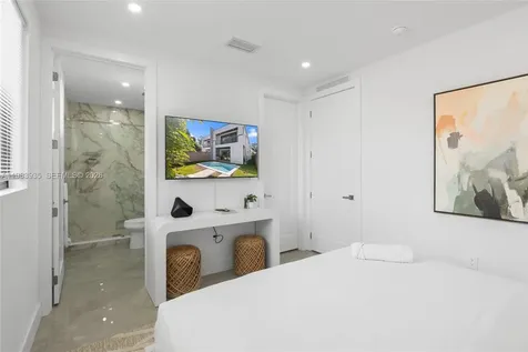 325 SW 16th Street Fort Lauderdale FL 33315