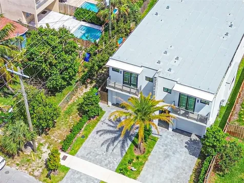 325 SW 16th Street Fort Lauderdale FL 33315
