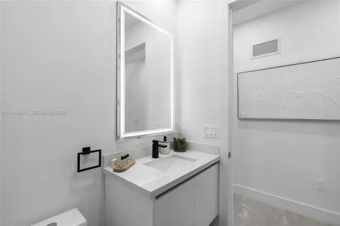 325 SW 16th Street Fort Lauderdale FL 33315
