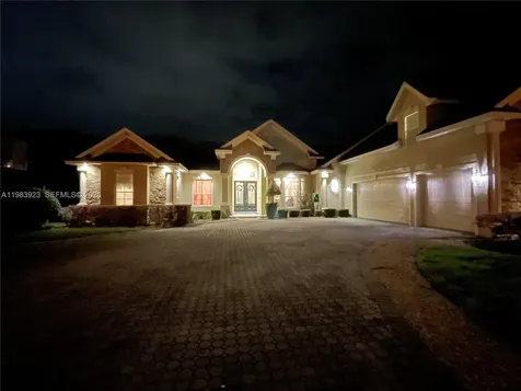 330 Glen Club Drive Other City - In The State Of Florida FL 32713