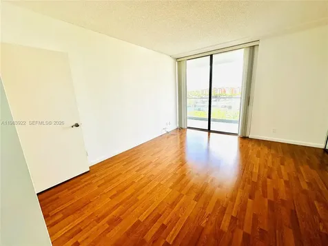 19707 Turnberry Way Aventura FL 33180
