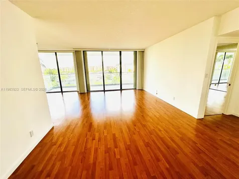 19707 Turnberry Way Aventura FL 33180