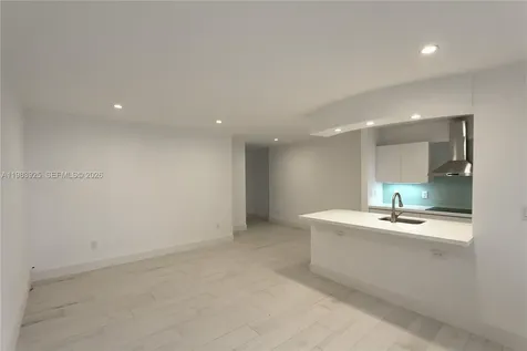 1021 Michigan Avenue Miami Beach FL 33139