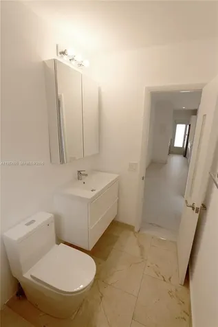 1021 Michigan Avenue Miami Beach FL 33139