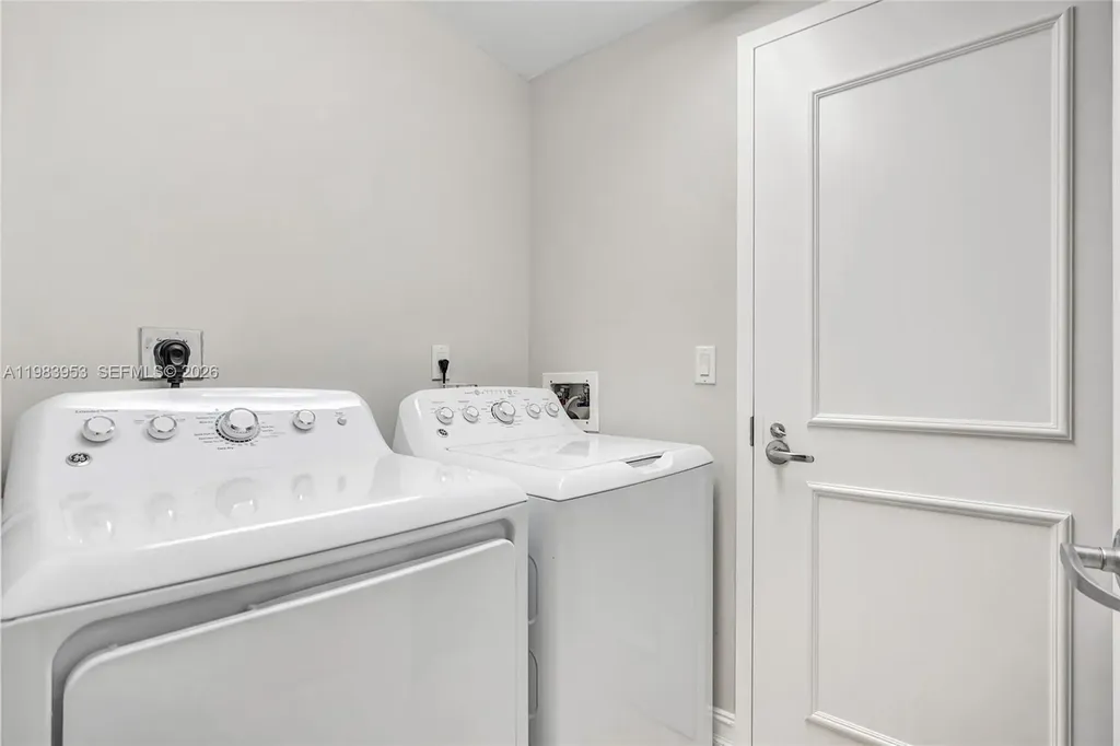 3101 S Ocean Drive Hollywood FL 33019