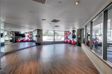3101 S Ocean Drive Hollywood FL 33019