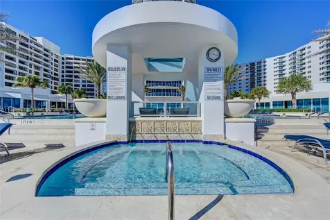 3101 S Ocean Drive Hollywood FL 33019