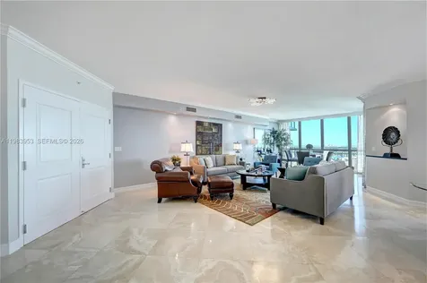 3101 S Ocean Drive Hollywood FL 33019