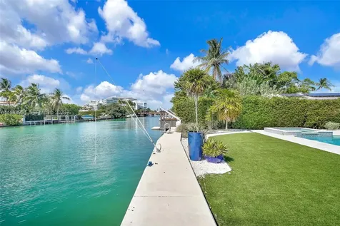 4560 Prairie Avenue Miami Beach FL 33140